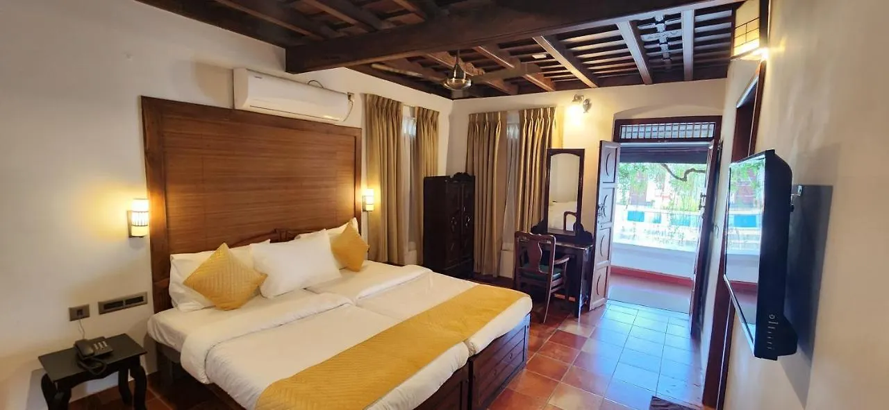Kumarakom Tharavadu - A Heritage Hotel, Kumarakom By Perfect Stays