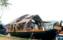 Kumarakom Tharavadu - A Heritage Hotel, Kumarakom By Perfect Stays Resort