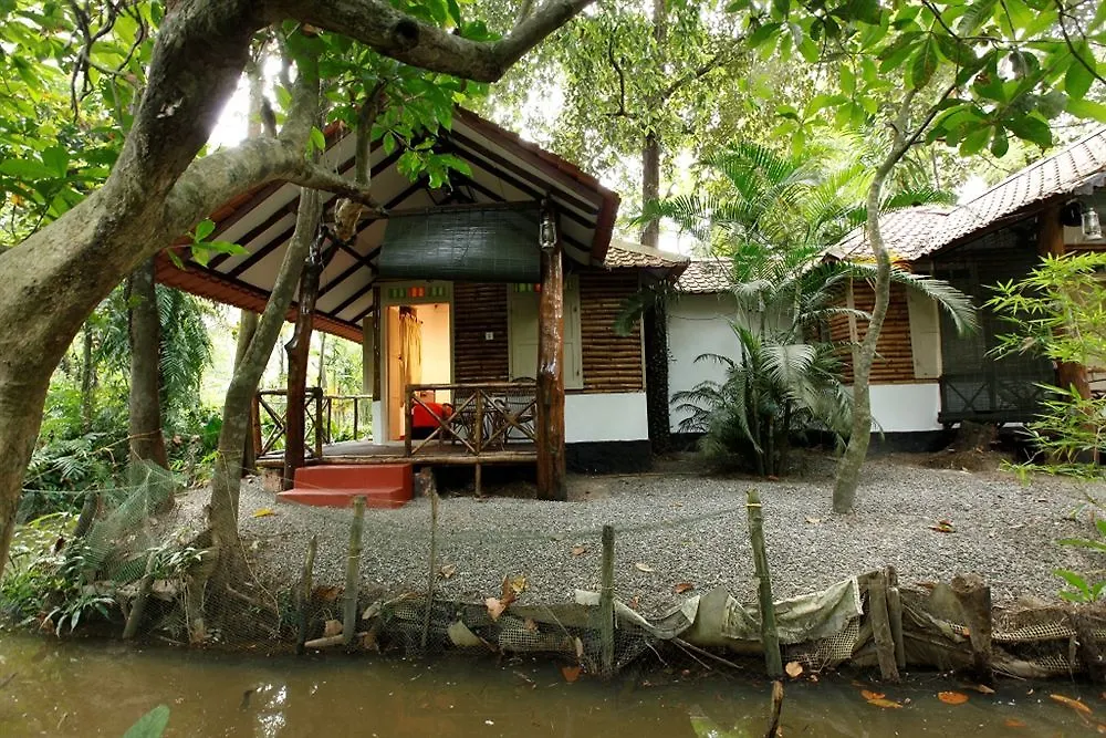 Resort Kumarakom Tharavadu - A Heritage Hotel, Kumarakom By Perfect Stays