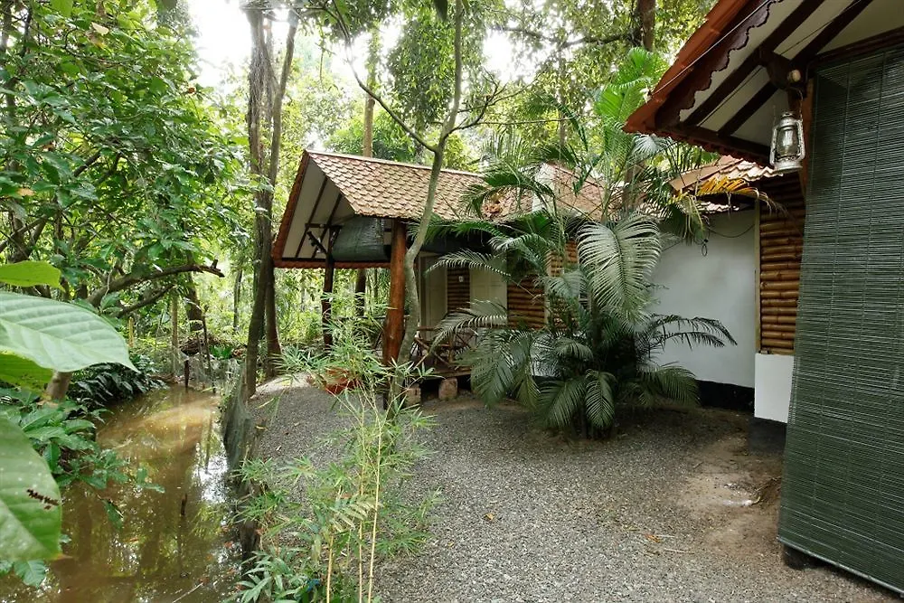 Kumarakom Tharavadu - A Heritage Hotel, Kumarakom By Perfect Stays Resort