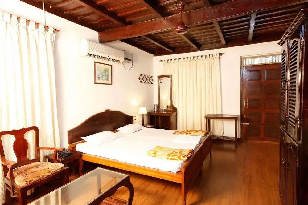 Resort Kumarakom Tharavadu - A Heritage Hotel, Kumarakom By Perfect Stays